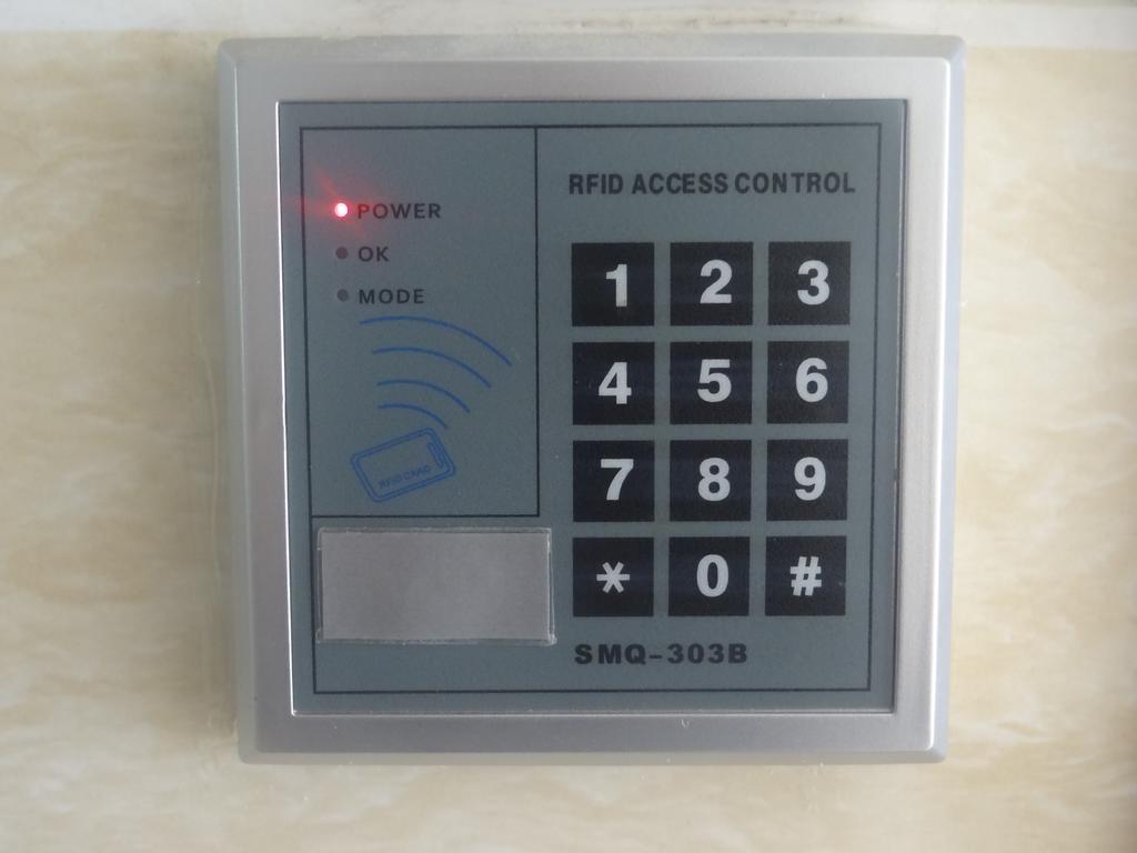 קוולון Tai Wah Guest House מראה חיצוני תמונה