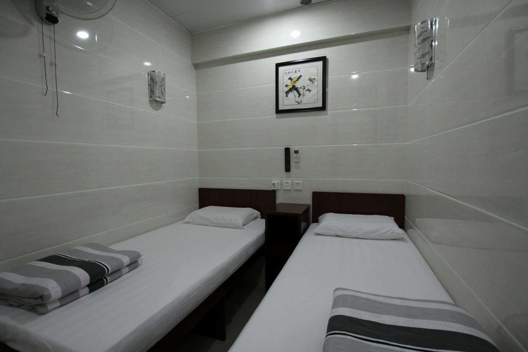 קוולון Tai Wah Guest House מראה חיצוני תמונה